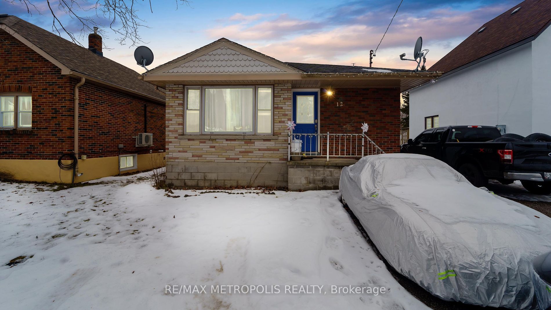 New property listed in Queen's Park, Barrie